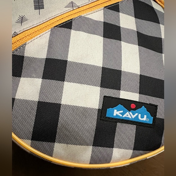 KAVU Rope Sling Backpack - Picture 8 of 9